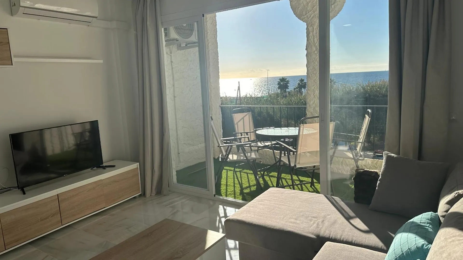 Sunstay Relax Rio Marina Beach Nerja España