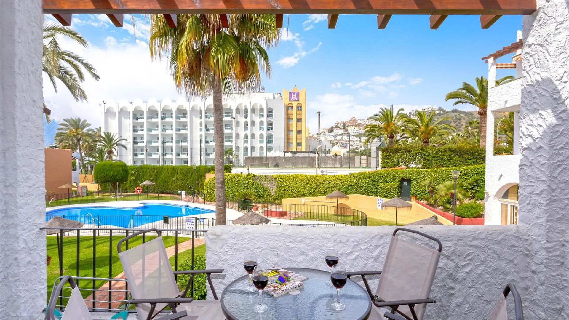 Sunstay Relax Rio Marina Beach Nerja Apartamento